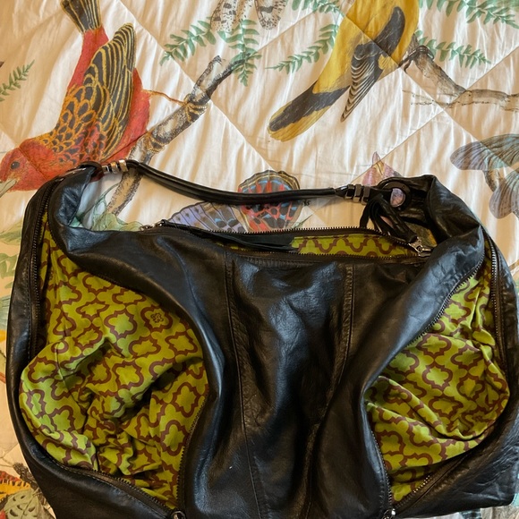 Oryany large leather shoulder bag - Picture 8 of 13